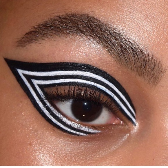 Suva Beauty Hydra Liner Doodle Duo Cake Eyeliner Grease & Panda BNIB - Picture 8 of 16